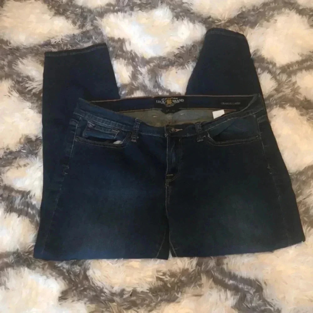 👖Great pair of Lucky Brand jeans 👖​